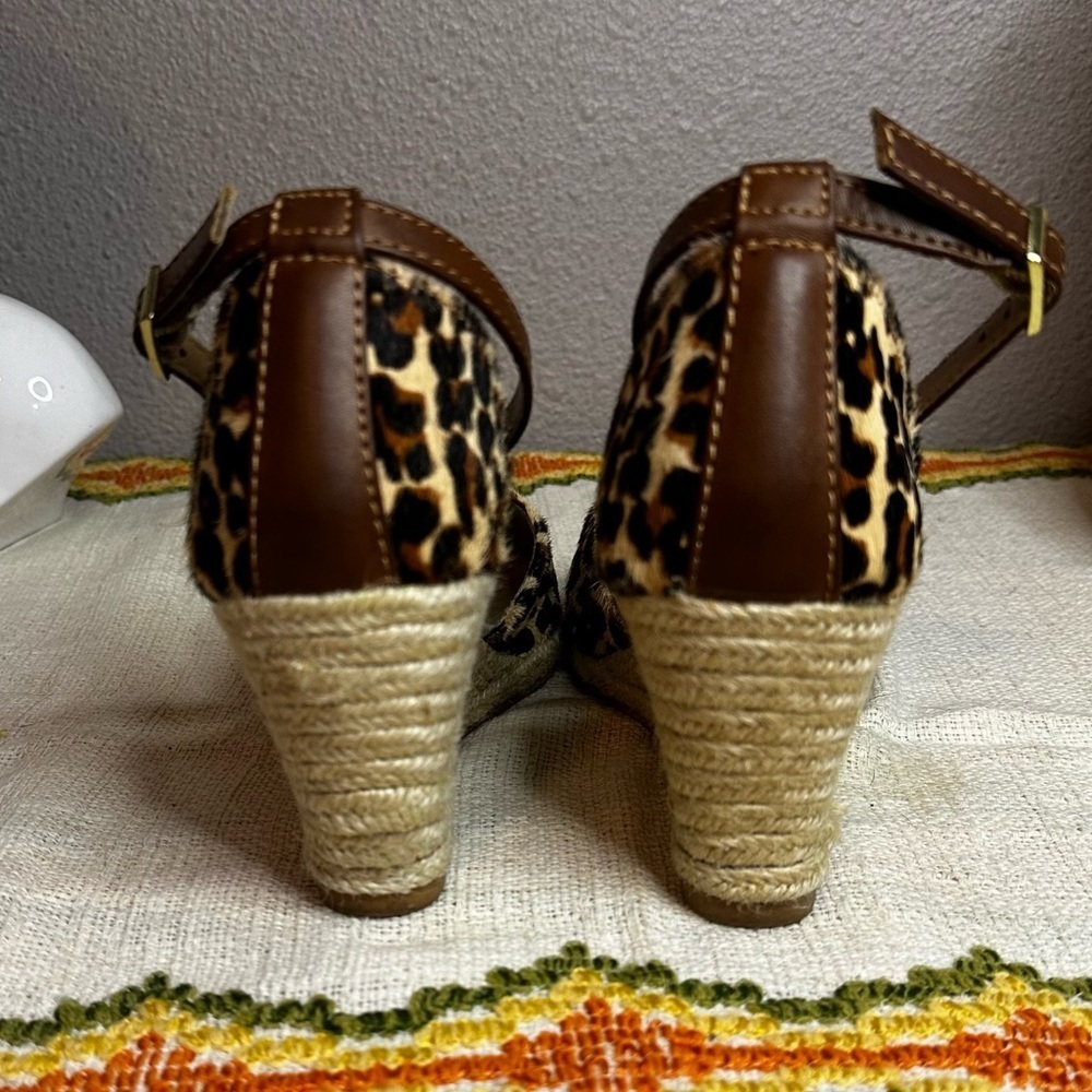 Nine West Leather Leopard Print Calf Hair Espadrille Wedge Sandals​​​ - Picture 3 of 8